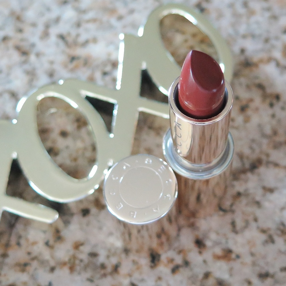 BECCA Ultimate Lipstick Love in CHOCOLATE